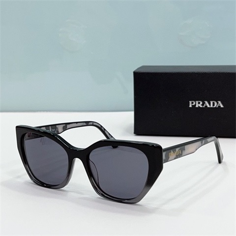prada sunglass-019